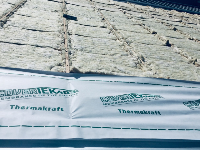 Thermakraft CoverTek 403 -屋顶和墙壁衬垫